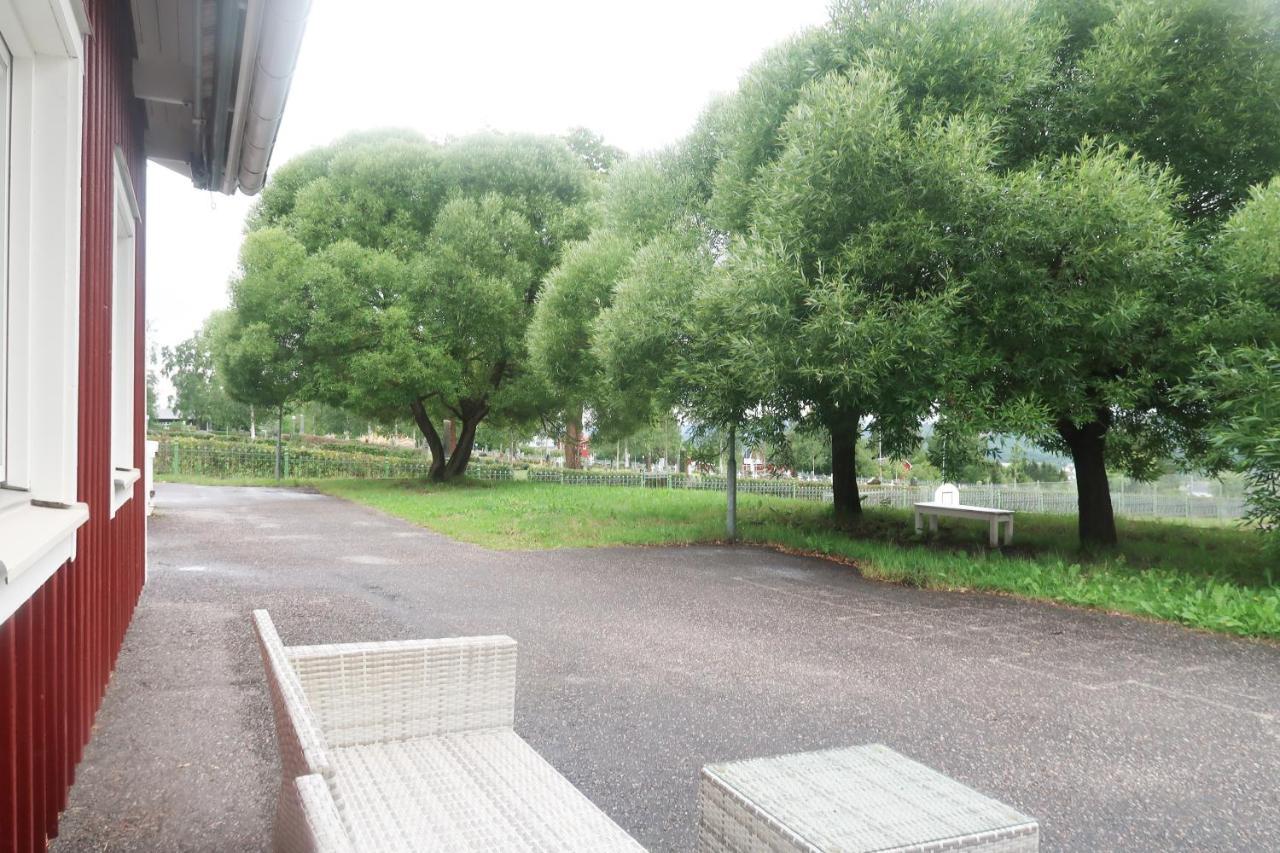 Skra Hostel - Bed & Business Alnon エクステリア 写真